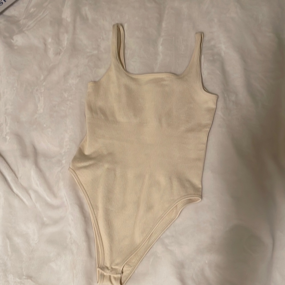 OQQ Bodysuit - Beige